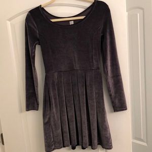 Dark lavender velvet long sleeve dress